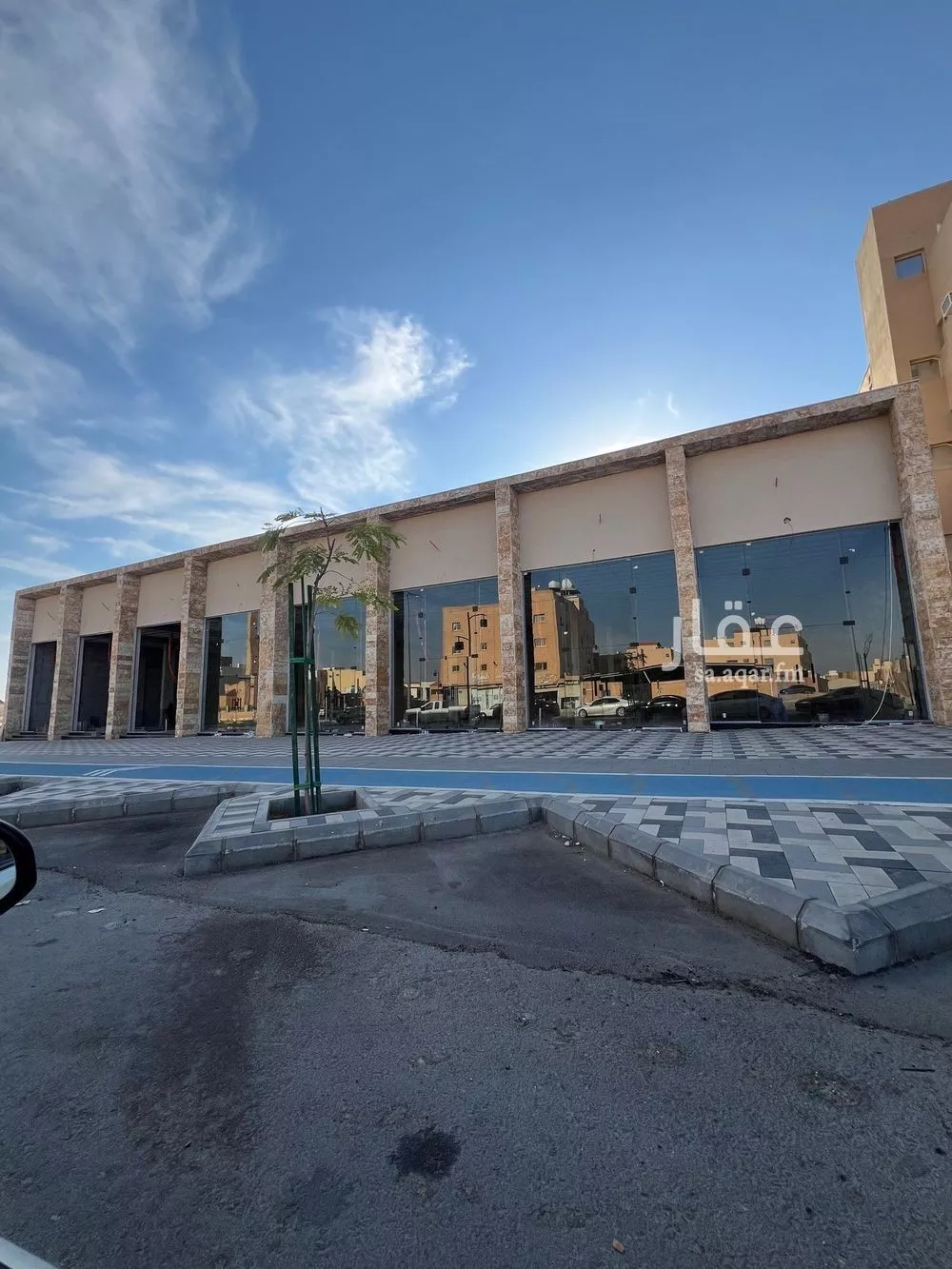 محل للإيجار في شارع أبو بكر الصديق, حي النهضة, مدينة بريدة, منطقة القصيم 1 صورة