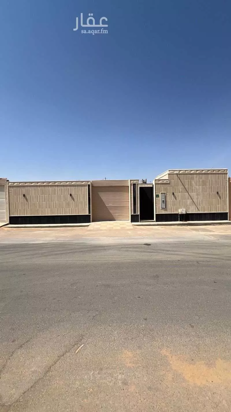 دور للبيع في شارع عدي بن زيد العبادي, حي الرفيعة, مدينة بريده, منطقة القصيم 1 صورة