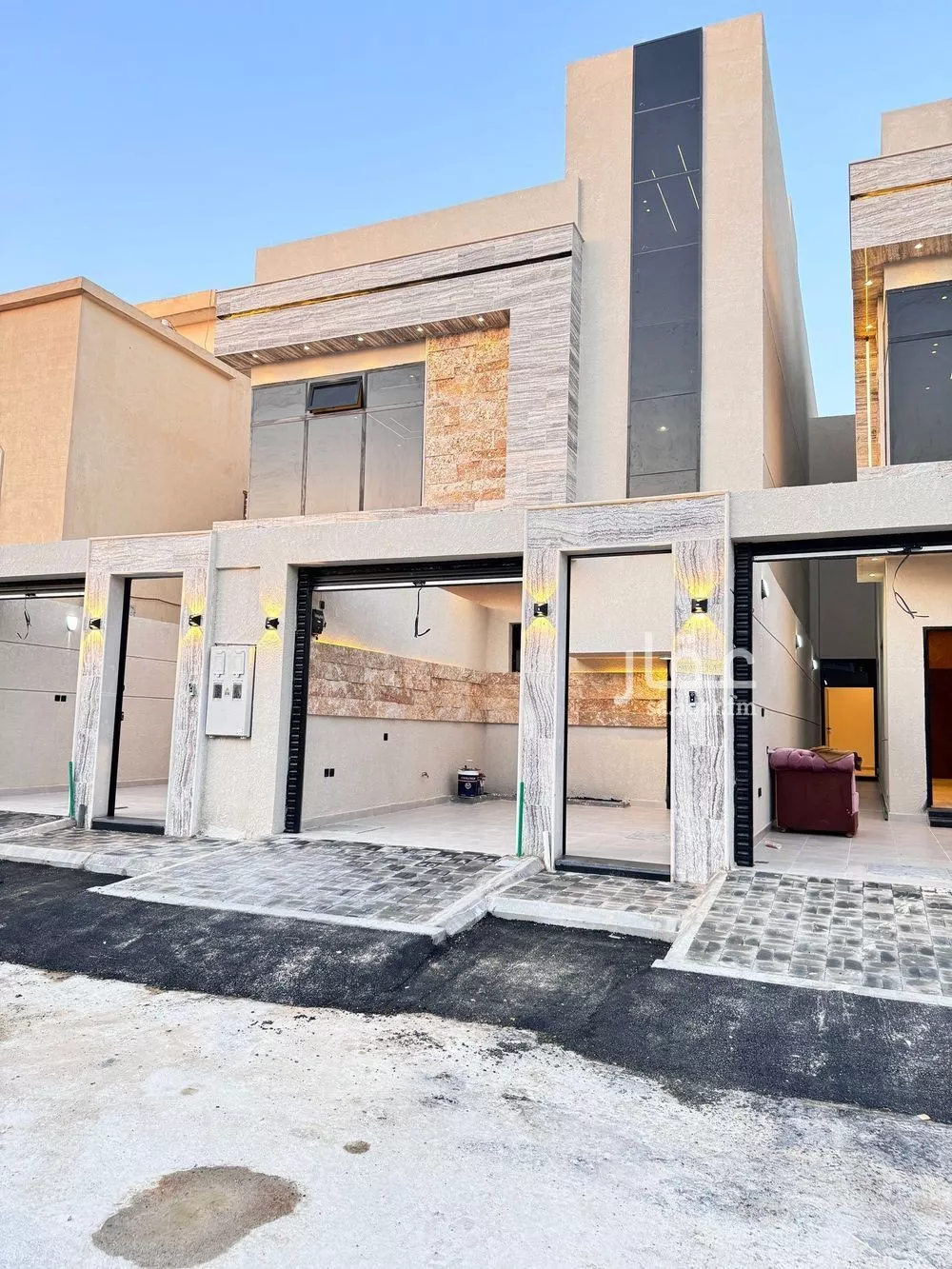 دور للبيع في شارع عمر الكردي, حي العوالي, مدينة الرياض, منطقة الرياض 1 صورة