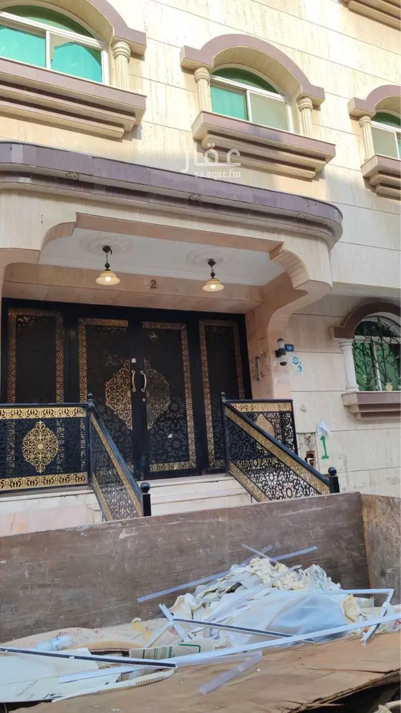 عمارة للبيع في شارع عبدالمجيد شبكشي, حي الروضة, مدينة جدة, منطقة مكة المكرمة 1 صورة