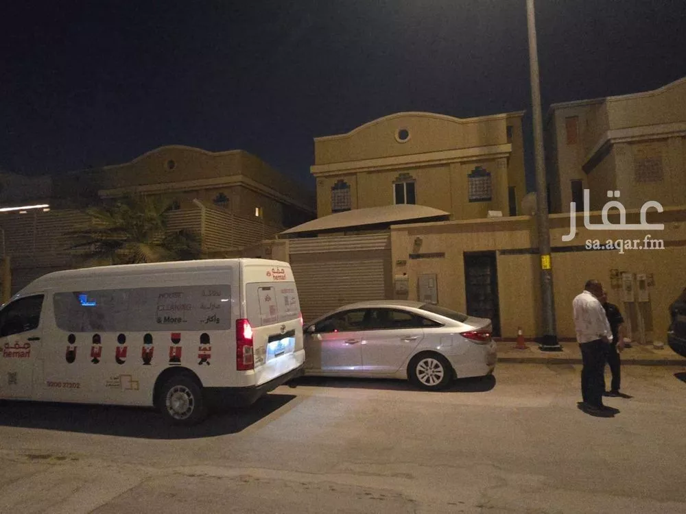 فيلا للبيع في شارع البحيرات, حي الرحمانية, مدينة الرياض, منطقة الرياض 1 صورة