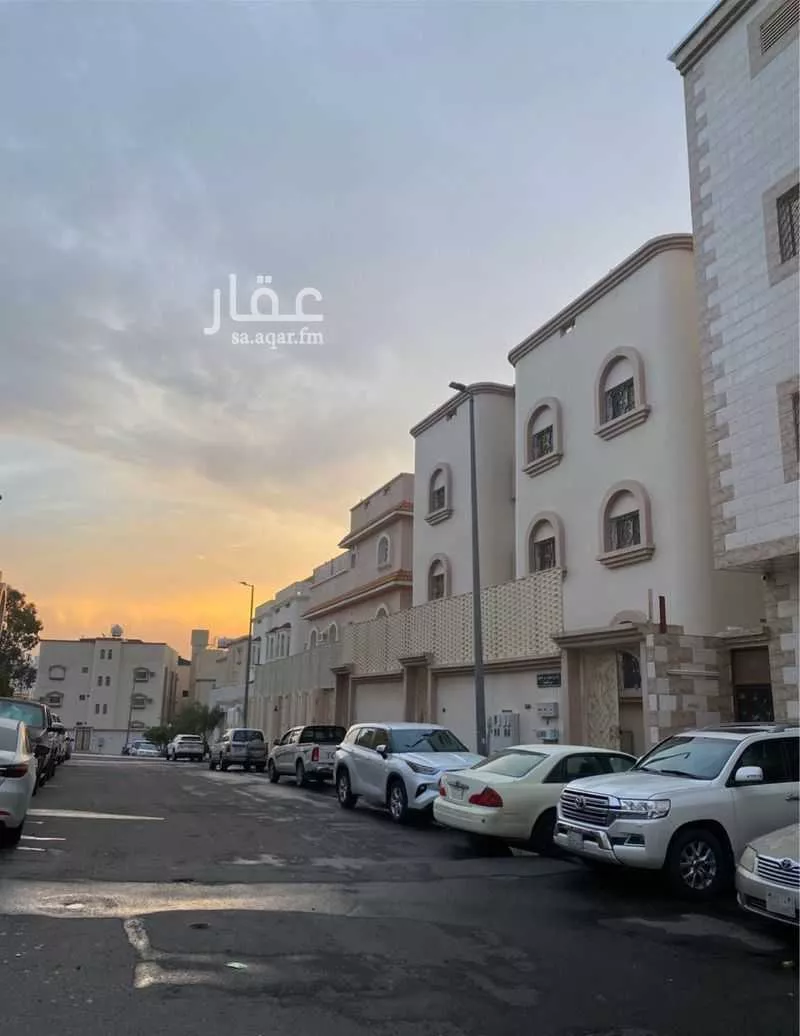 عمارة للبيع في شارع دينار ابن حيان, حي القطبية الشرقية, مدينة امارة منطقة مكة المكرمة - الطائف, منطقة مكة المكرمة 1 صورة