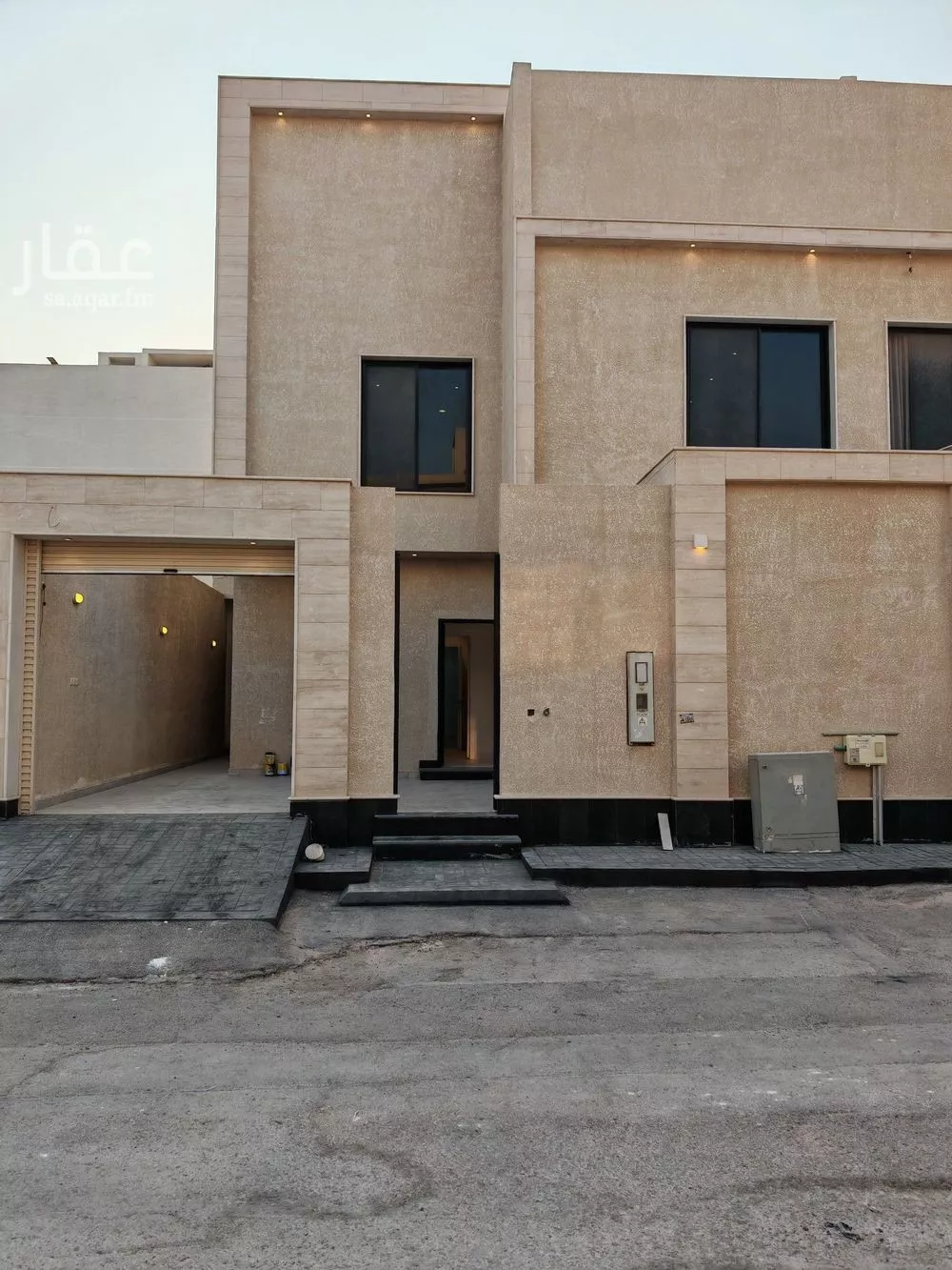 فيلا للبيع في شارع إسماعيل بن أبي اليسر, حي العارض, مدينة الرياض, منطقة الرياض 1 صورة