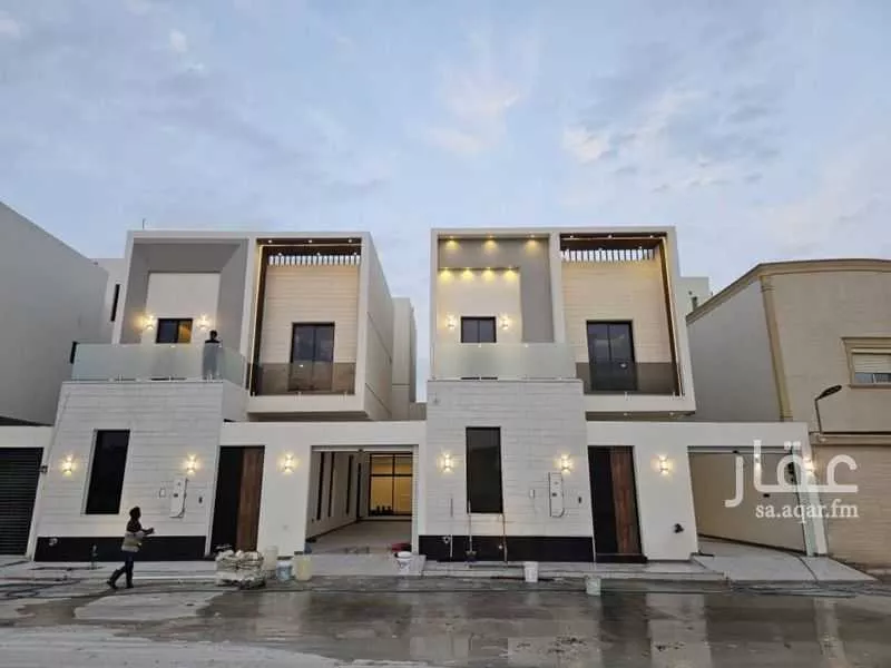 فيلا للبيع في شارع الحسن الهمداني, حي المهدية, مدينة الرياض, منطقة الرياض 1 صورة