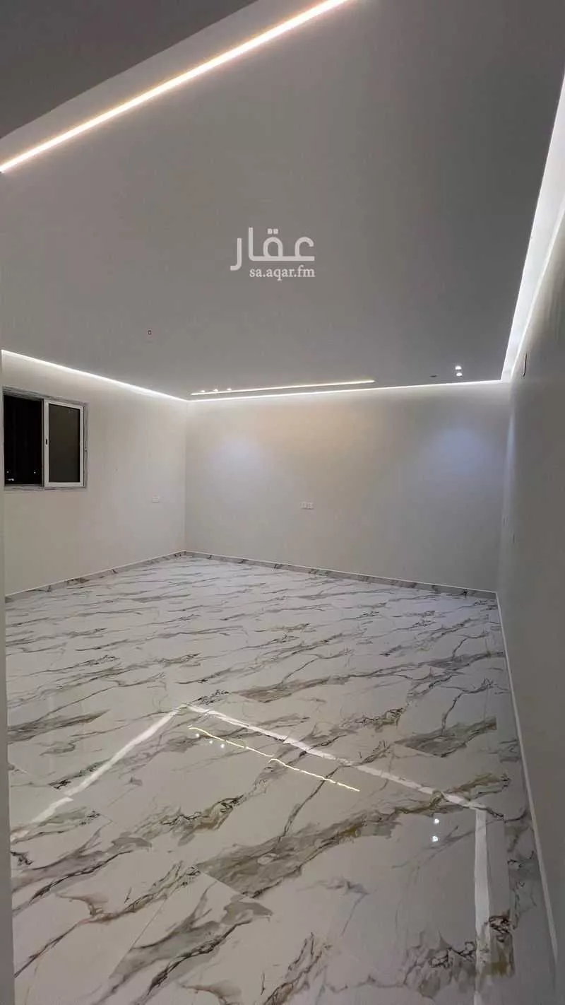 شقة للإيجار في شارع أبي القاسم بن خضير ، حي الملك فهد ، عنيزة ، عنيزة 1 صورة