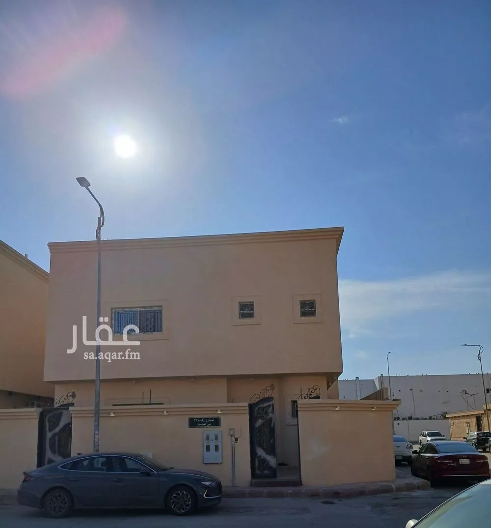 فيلا للبيع في شارع شارع رقم 116, حي المونسية, مدينة الرياض, منطقة الرياض 1 صورة