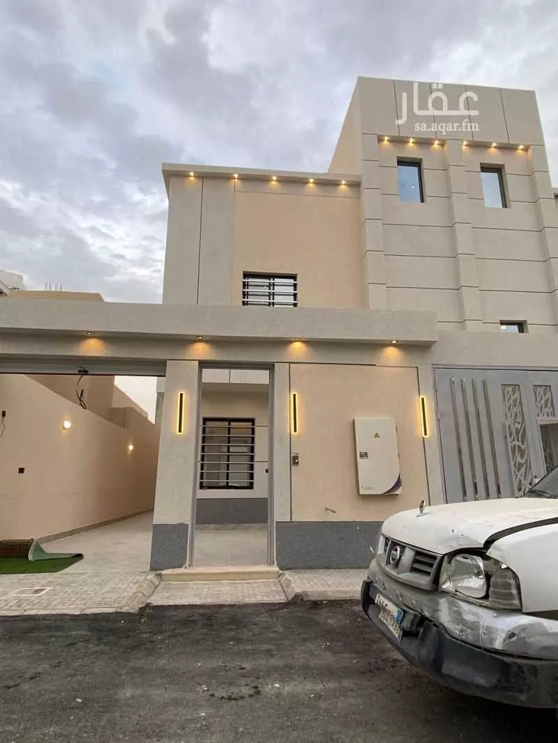 دور للبيع في شارع عائشة بنت الخفاف, حي بدر, مدينة الرياض, منطقة الرياض 1 صورة