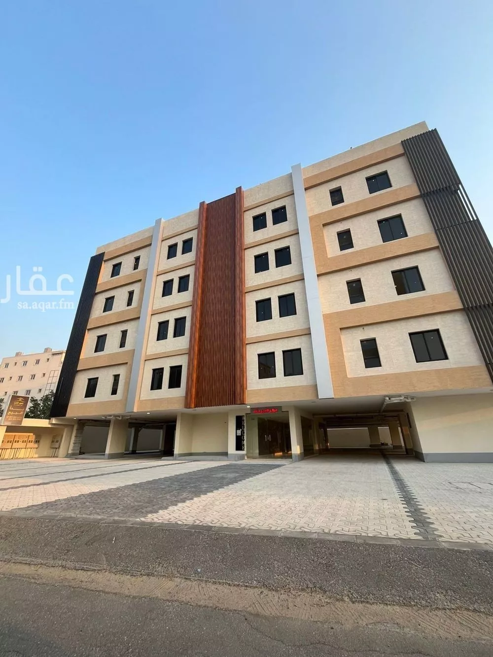 شقة للبيع في شارع الرقعي, حي الحمراء, مدينة الخبر, المنطقة الشرقية 1 صورة