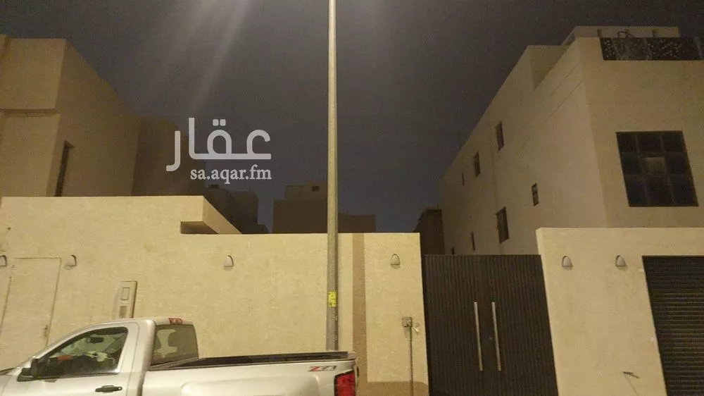 استراحة للبيع في شارع حرب بن إسماعيل ، حي العارض ، الرياض ، منطقة الرياض 1 صورة