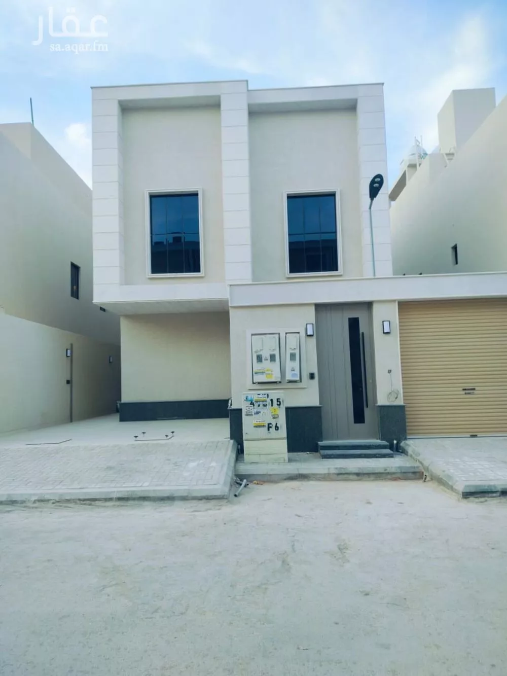 دور للبيع في شارع عبدالله بن جاسر, حي الرمال, مدينة الرياض, منطقة الرياض 1 صورة