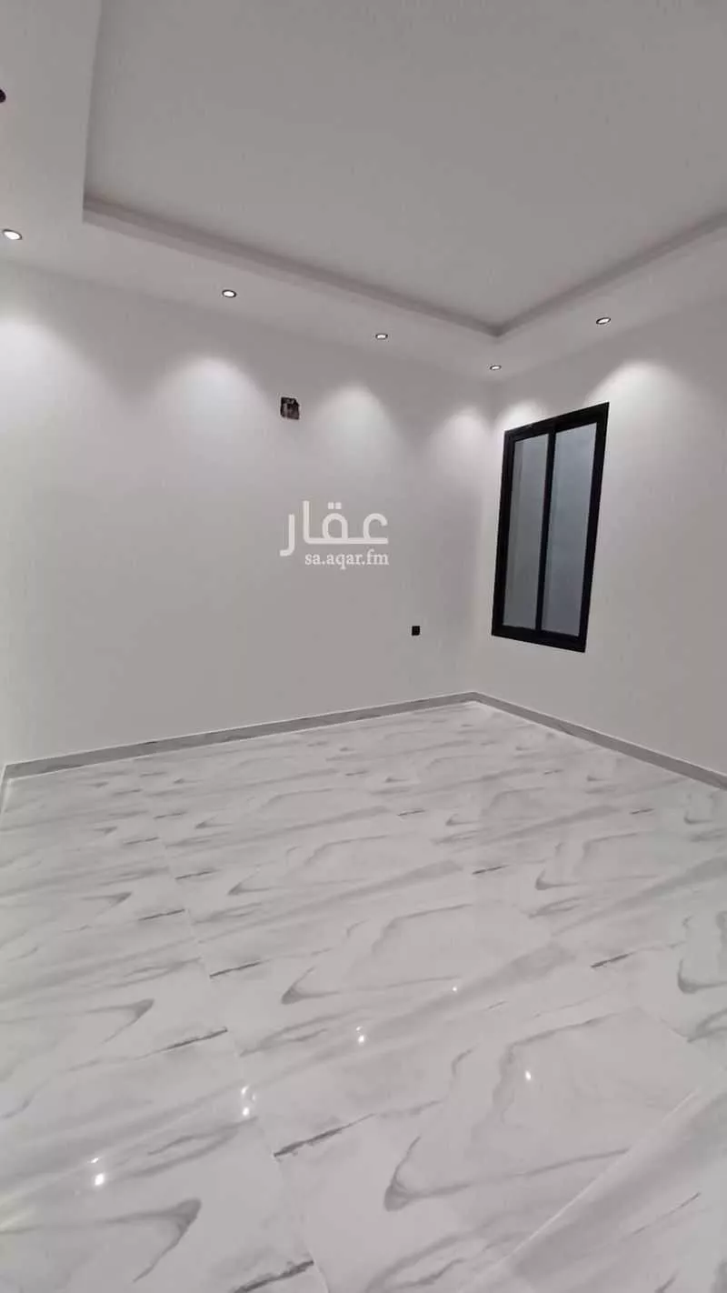 دور للبيع في شارع أحمد بشناق, حي الرمال, مدينة الرياض, منطقة الرياض 1 صورة