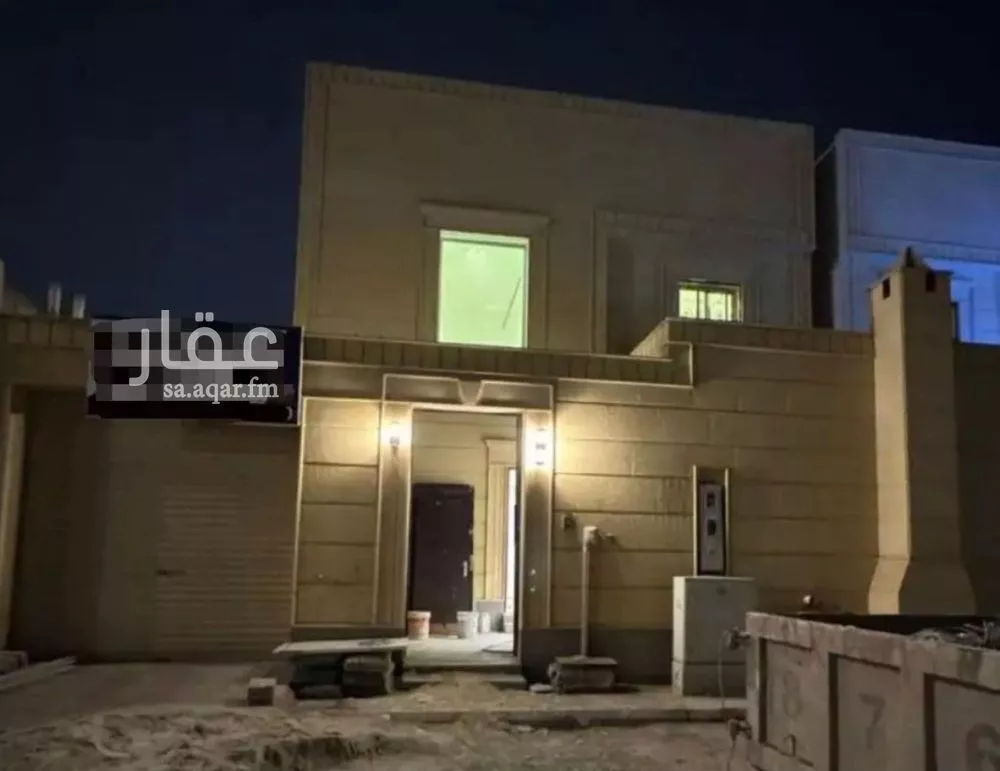 فيلا للبيع في شارع إسماعيل بن سالم, حي الرمال, مدينة الرياض, منطقة الرياض 1 صورة