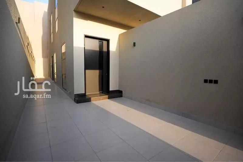 فيلا للبيع في شارع شارع الرشاد, حي الرمال, مدينة الرياض, منطقة الرياض 1 صورة