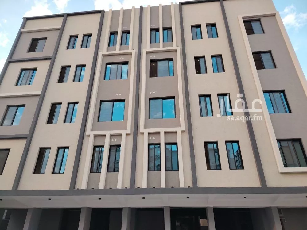 عمارة للبيع في شارع عروة بن أذينة, حي الربوة, جدة 1 صورة