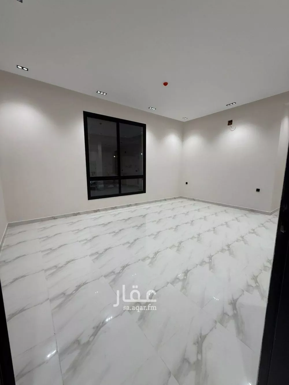 شقة للبيع في شارع  محمد ابن مهيزع, حي الزهرة, مدينة الرياض, منطقة الرياض 1 صورة