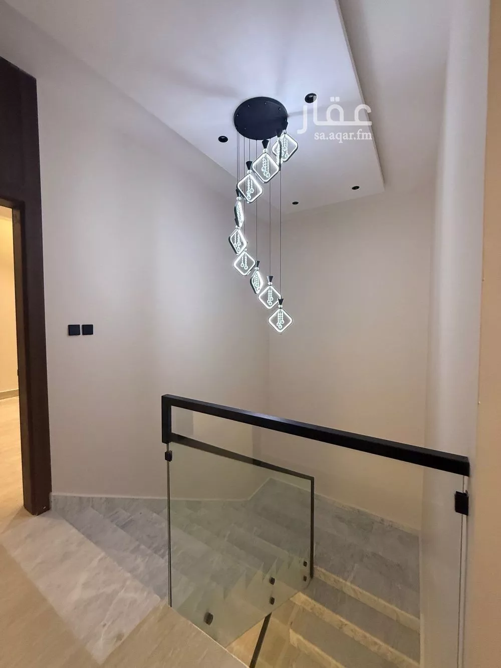 فيلا للبيع في شارع خلف بن معدان, حي بدر, مدينة الرياض, منطقة الرياض 1 صورة