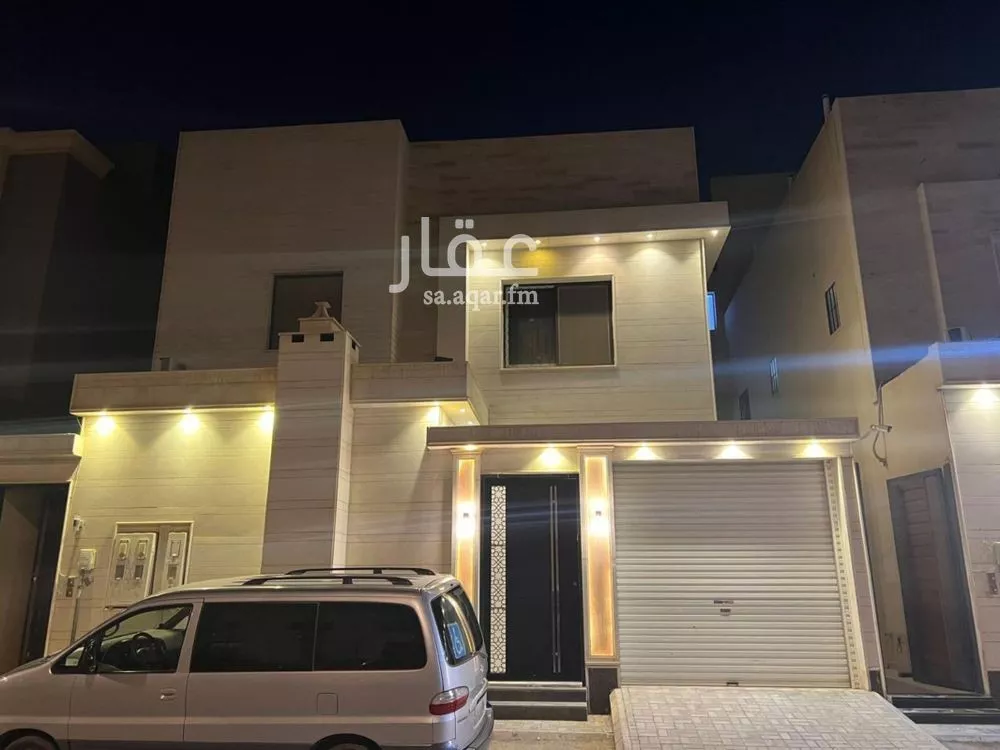 فيلا للبيع في شارع أصيلة, حي القادسية, مدينة الرياض, منطقة الرياض 1 صورة