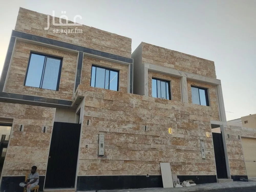 فيلا للبيع في شارع الصدف, حي طويق, مدينة الرياض, منطقة الرياض 1 صورة