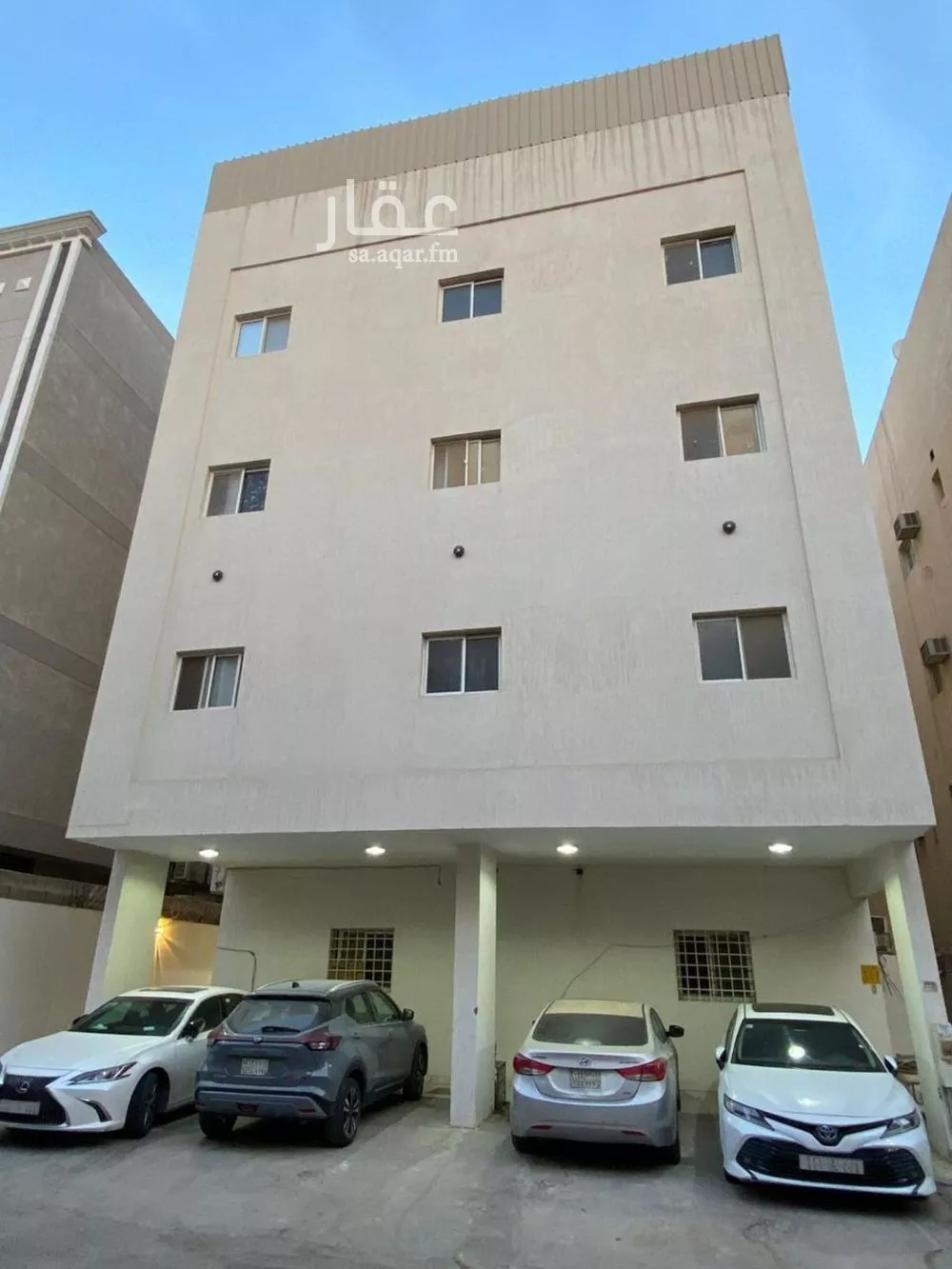 شقة للإيجار في شارع زيد البغدادي, حي الوزارات, مدينة الرياض, منطقة الرياض 1 صورة