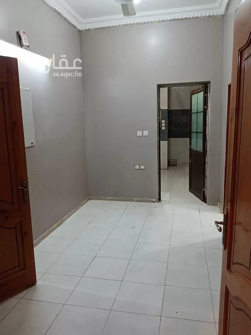 شقة للإيجار في شارع عبدالرحمن الداخل ، حي صامطة ، صامطة ، صامطة 1 صورة
