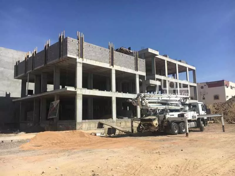عمارة للبيع في شارع صحار بن العباس بن صخر, حي شوران, مدينة المدينه المنوره, منطقة المدينة المنورة 1 صورة