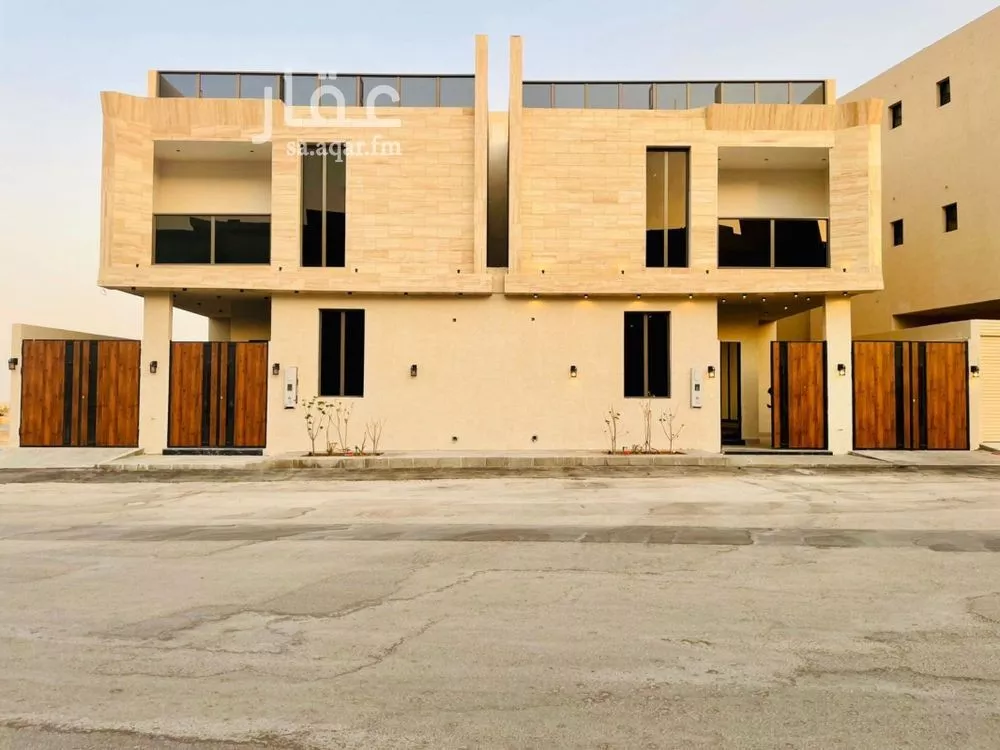 فيلا للبيع في شارع أبي محمد الأكفاني, حي المهدية, مدينة الرياض, منطقة الرياض 1 صورة