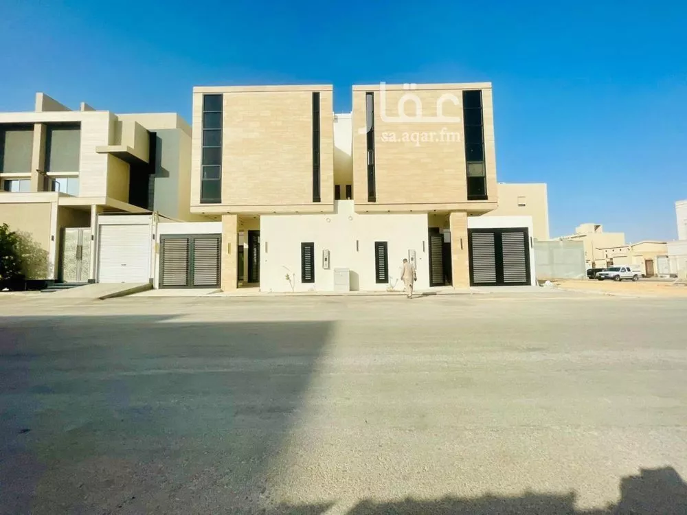 فيلا للبيع في شارع أبي عروه, حي المهدية, مدينة الرياض, منطقة الرياض 1 صورة