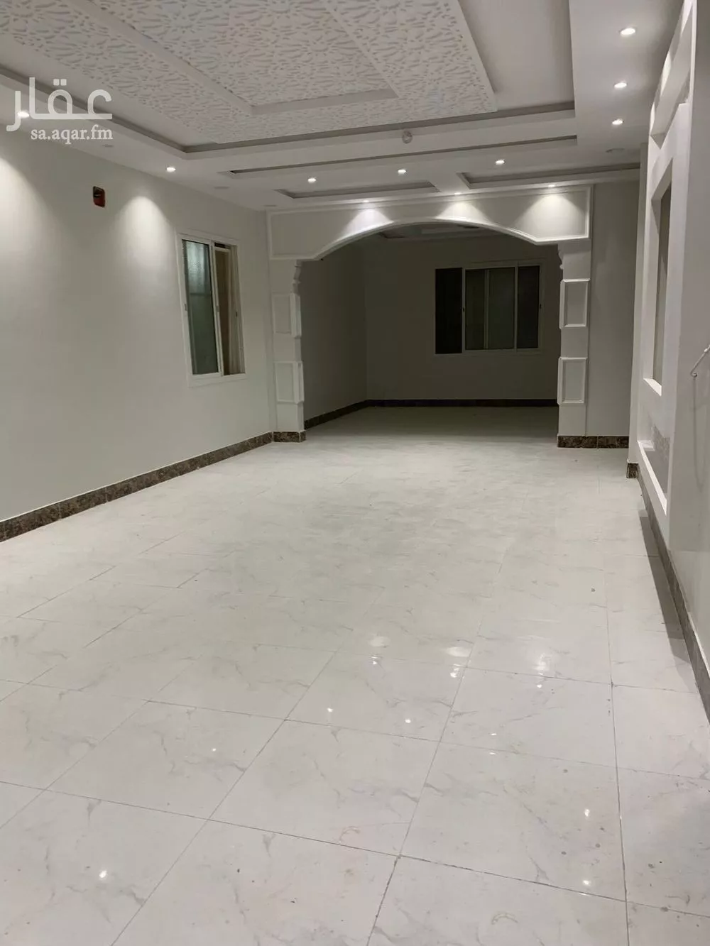 فيلا للبيع في شارع ابي الحسن الاهوازي, حي طويق, مدينة الرياض, منطقة الرياض 1 صورة