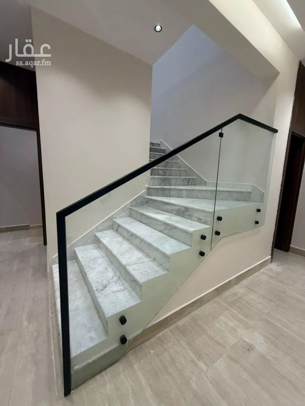 فيلا للبيع في شارع خلف بن معدان, حي بدر, مدينة الرياض, منطقة الرياض 1 صورة