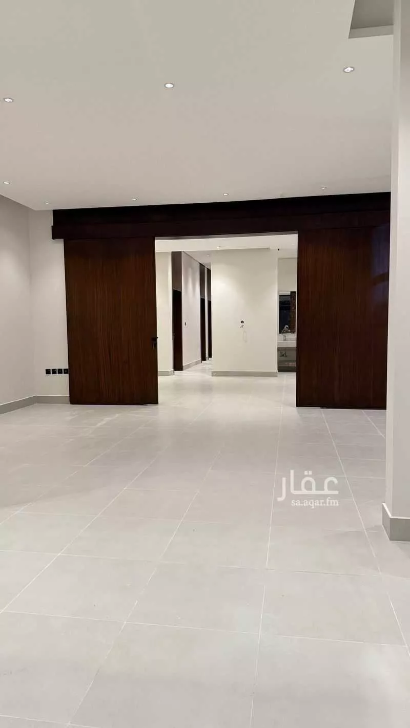 دور للبيع في شارع يحيى الكوفي, حي الخليج, مدينة الرياض, منطقة الرياض 1 صورة