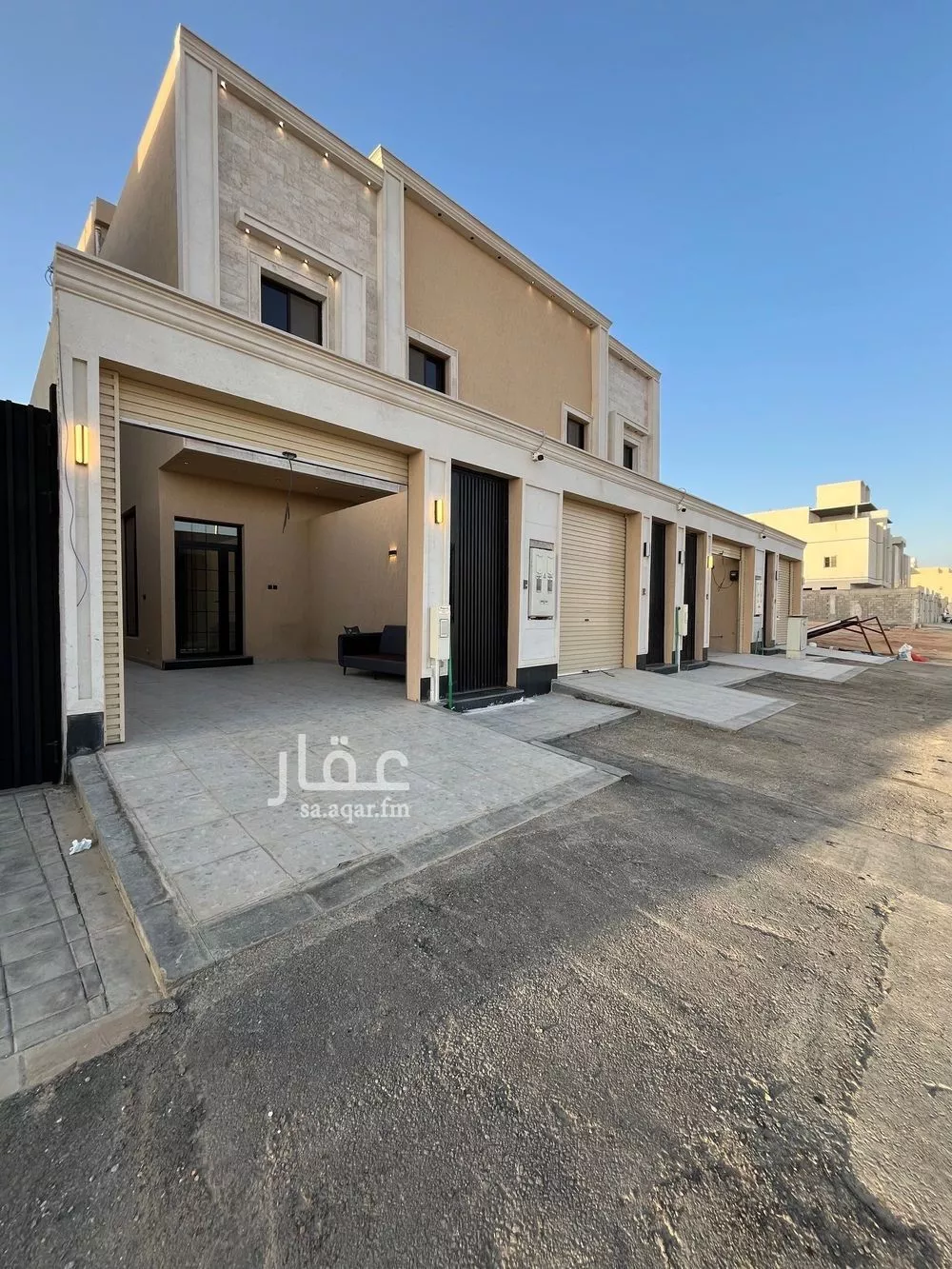 فيلا للبيع في شارع الضياء, حي الجنادرية, مدينة الرياض, منطقة الرياض 1 صورة