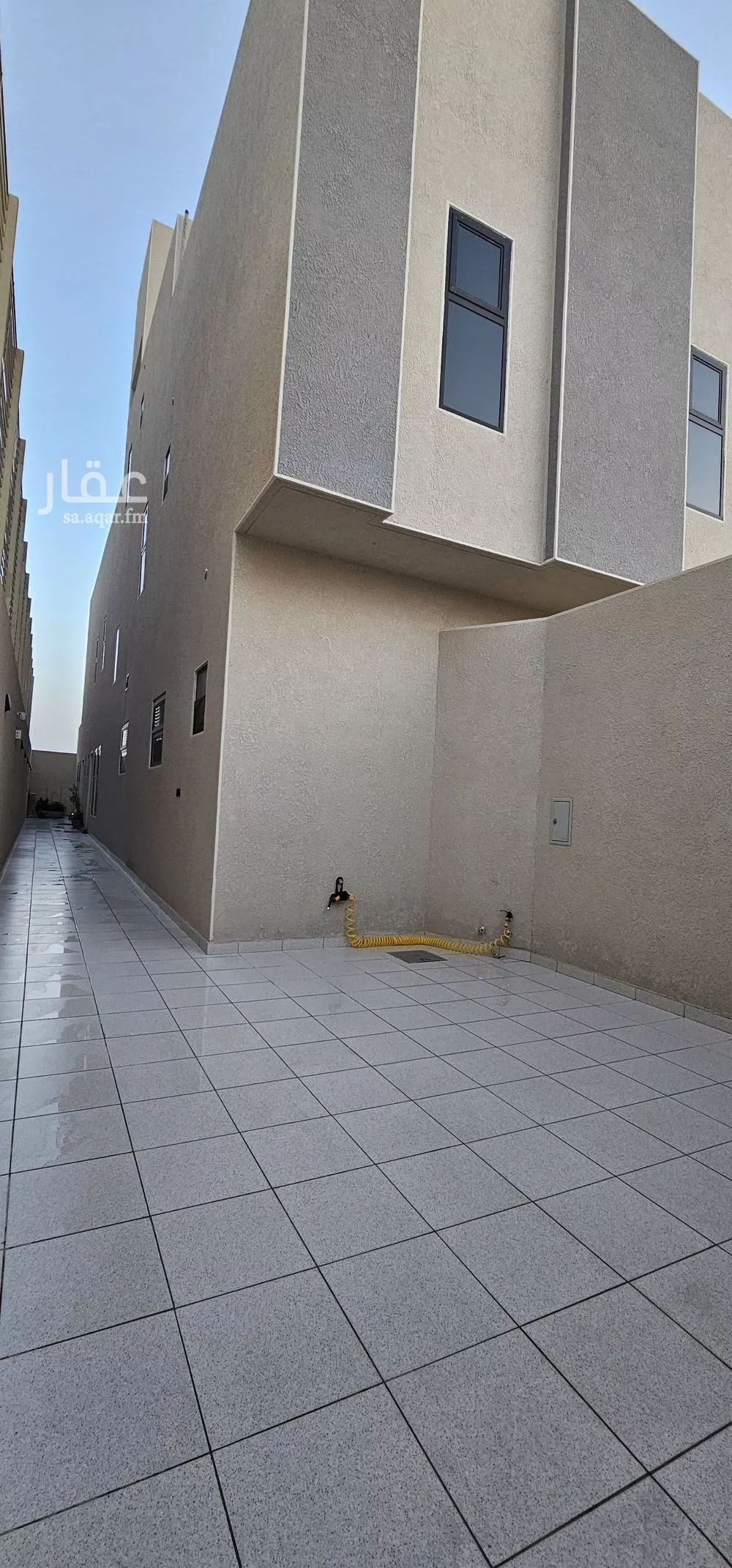فيلا للإيجار في شارع الشيخ عبدالوهاب عطار, حي العوالي, مدينة الرياض, منطقة الرياض 1 صورة