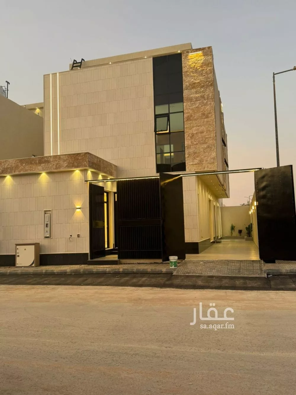 فيلا للبيع في شارع أم الخير, حي الخليج, مدينة الرياض, منطقة الرياض 1 صورة