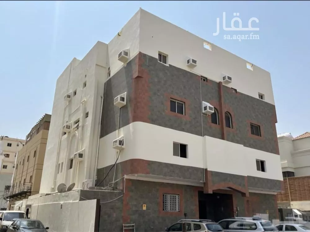 عمارة للبيع في شارع إبن يزيد الربعى, حي الفيصلية, مدينة جدة, منطقة مكة المكرمة 1 صورة