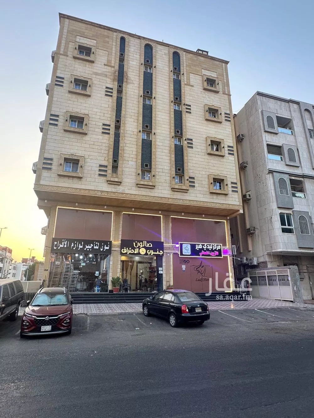 عمارة للبيع في شارع محمد نور جخدار, حي الصفاء, مدينة جدة, منطقة مكة المكرمة 1 صورة