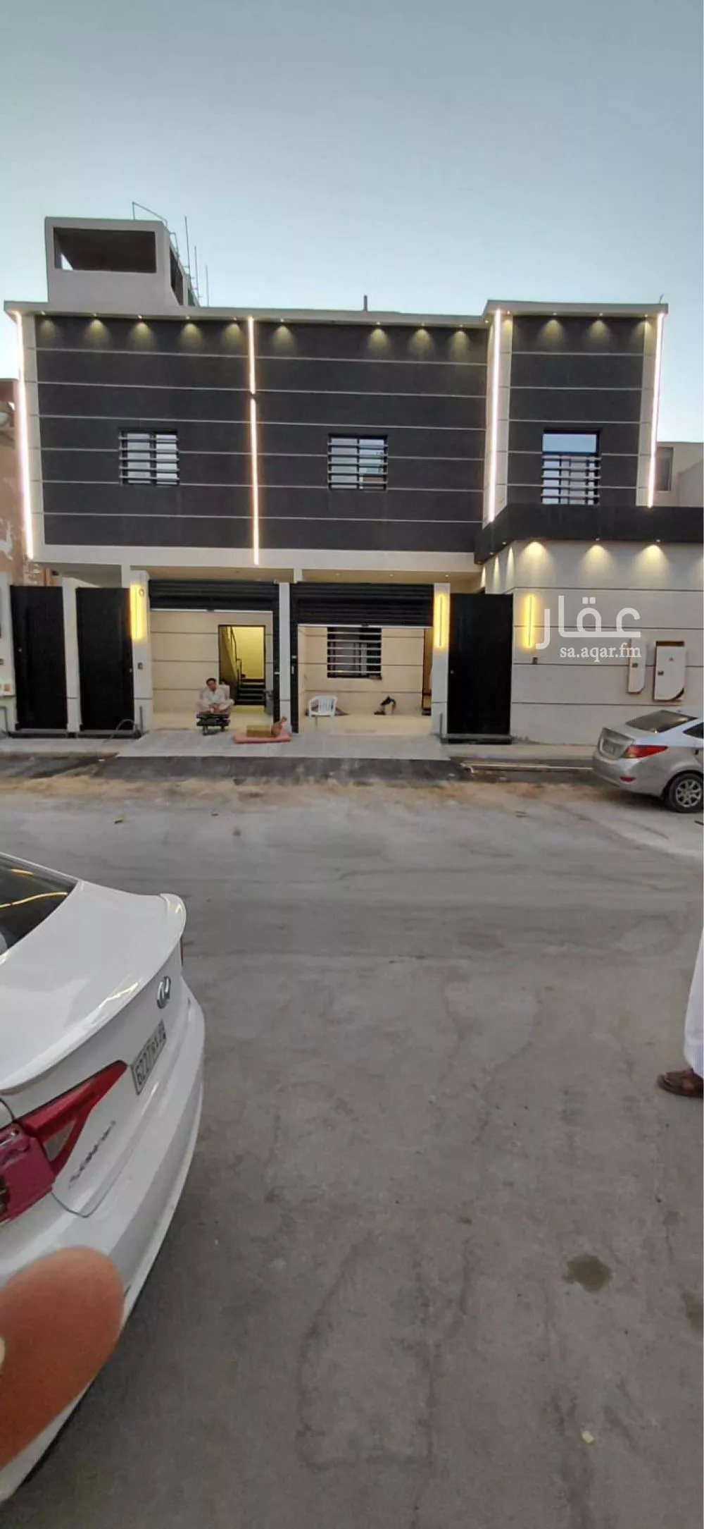فيلا للبيع في شارع مودود أرسلان, حي العريجاء الغربي, مدينة الرياض, منطقة الرياض 1 صورة