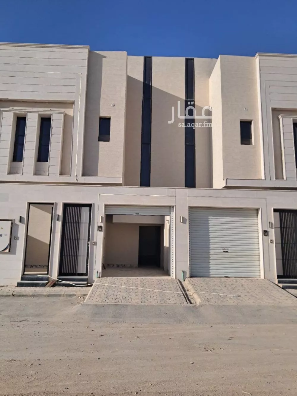 فيلا للبيع في شارع جبل المحاصير, حي العريجاء الغربي, مدينة الرياض, منطقة الرياض 1 صورة