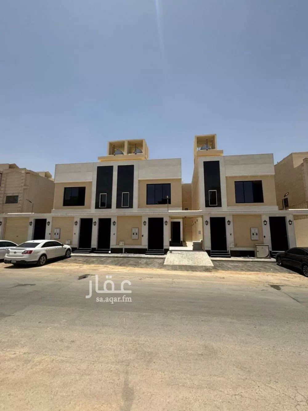 فيلا للبيع في شارع أحمد بن ناصر الكناني, حي العوالي, مدينة الرياض, منطقة الرياض 1 صورة