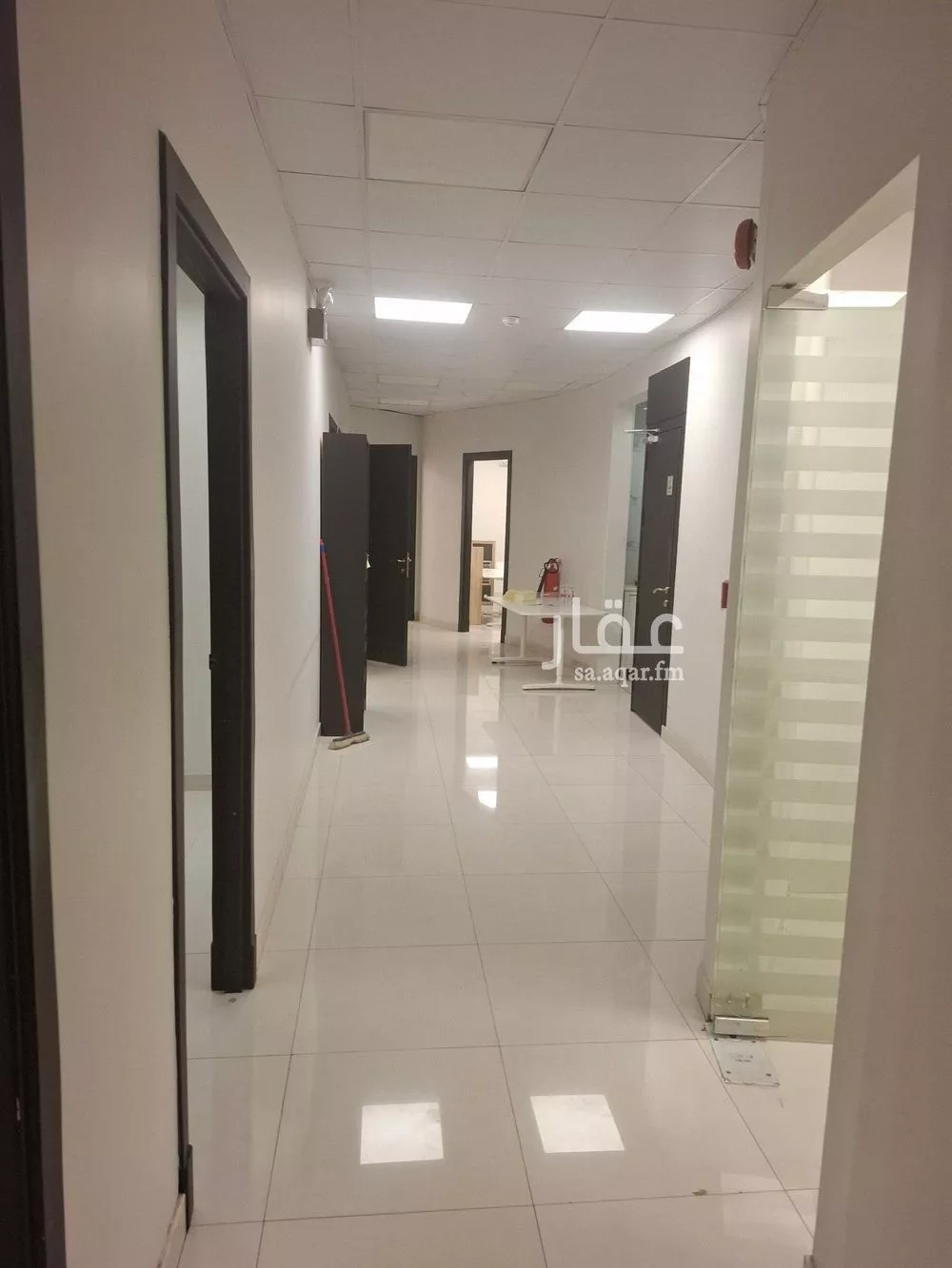 مكتب تجاري للإيجار في شارع الدائرى الشمالى الفرعي, حي الوادي, مدينة الرياض, منطقة الرياض 1 صورة