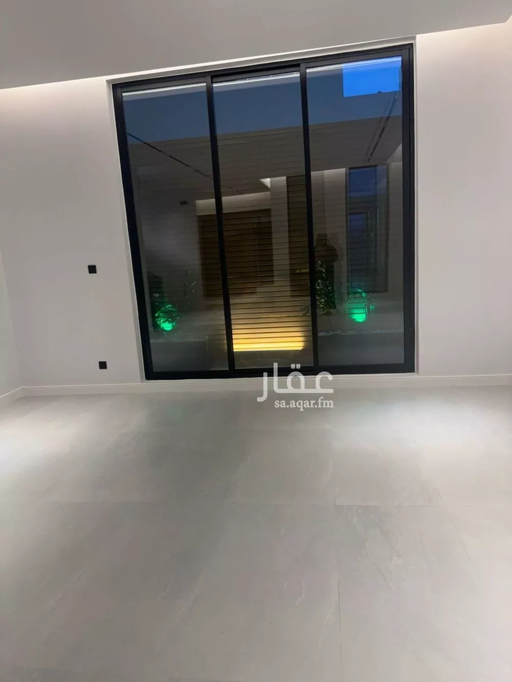 فيلا للبيع في شارع محمد بن عبدالجليل, حي الصفاء, مدينة الرياض, منطقة الرياض 1 صورة