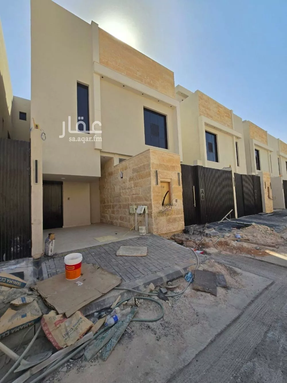 دور للبيع في شارع رقم 372, حي المونسية, مدينة الرياض, منطقة الرياض 1 صورة