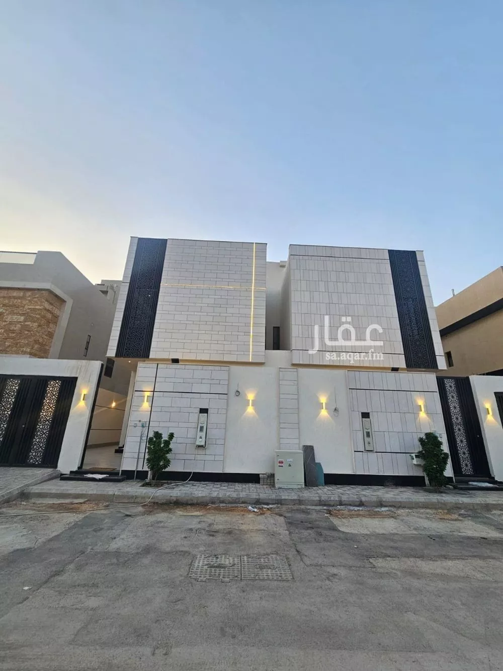 فيلا للبيع في شارع خالد بن العاص, حي النرجس, مدينة الرياض, منطقة الرياض 1 صورة