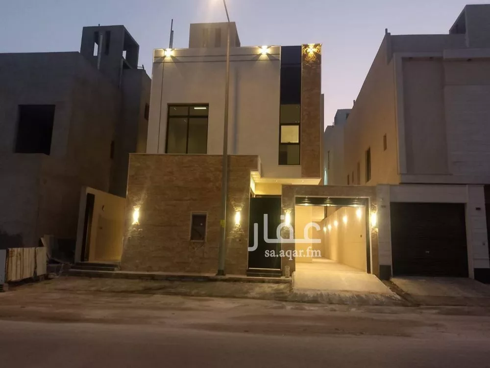 فيلا للبيع في شارع محمد الإبراهيمي, حي الرمال, مدينة الرياض, منطقة الرياض 1 صورة