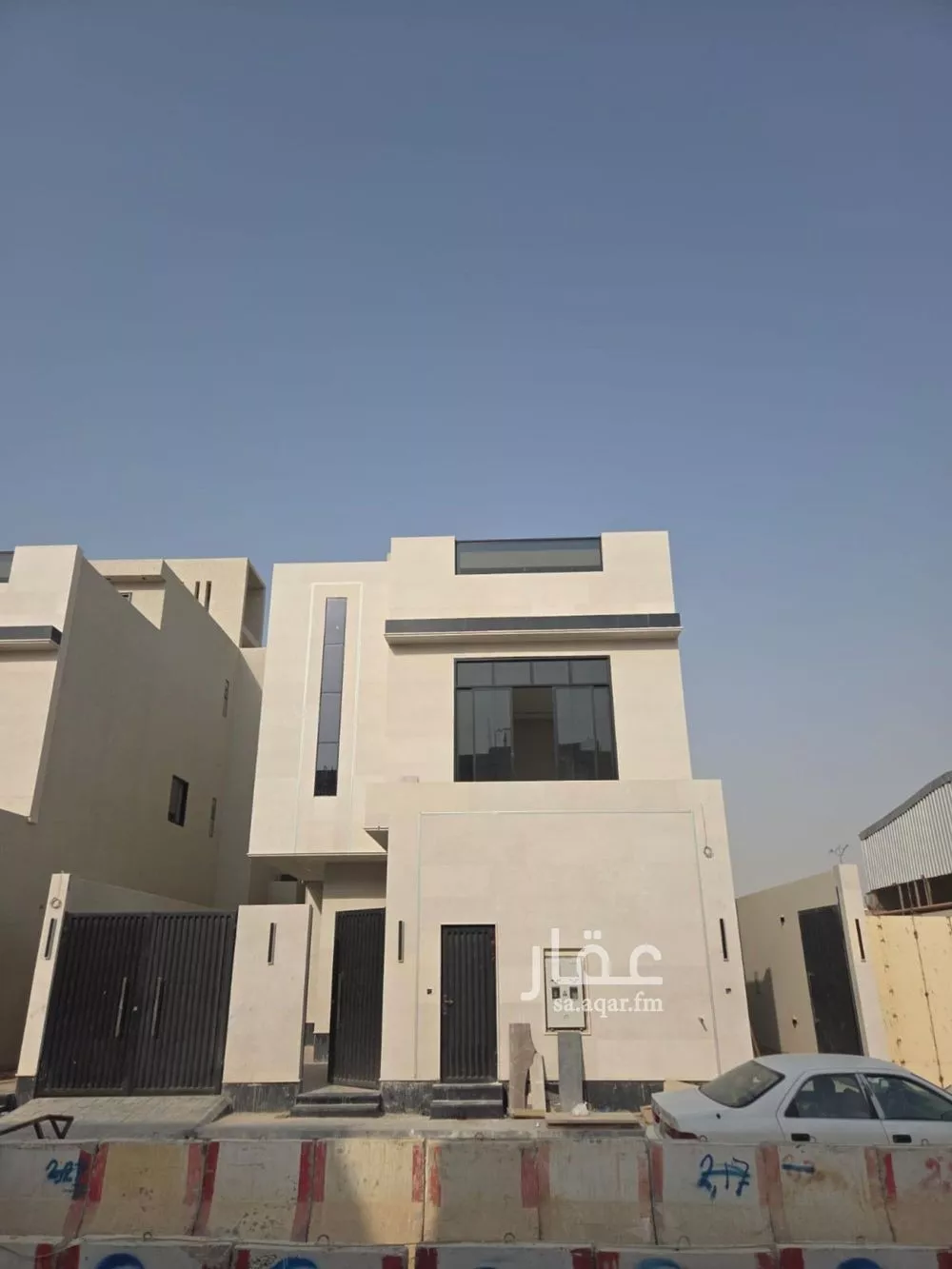 فيلا للبيع في شارع محمد بن عمر العرابي, حي العارض, مدينة الرياض, منطقة الرياض 1 صورة