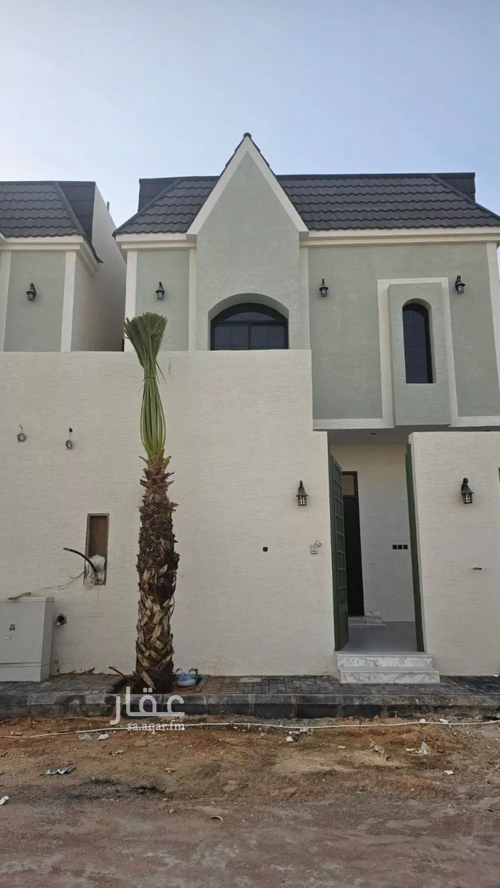فيلا للبيع في شارع أسد السنة, حي الفاروق, مدينة الرياض, منطقة الرياض 1 صورة