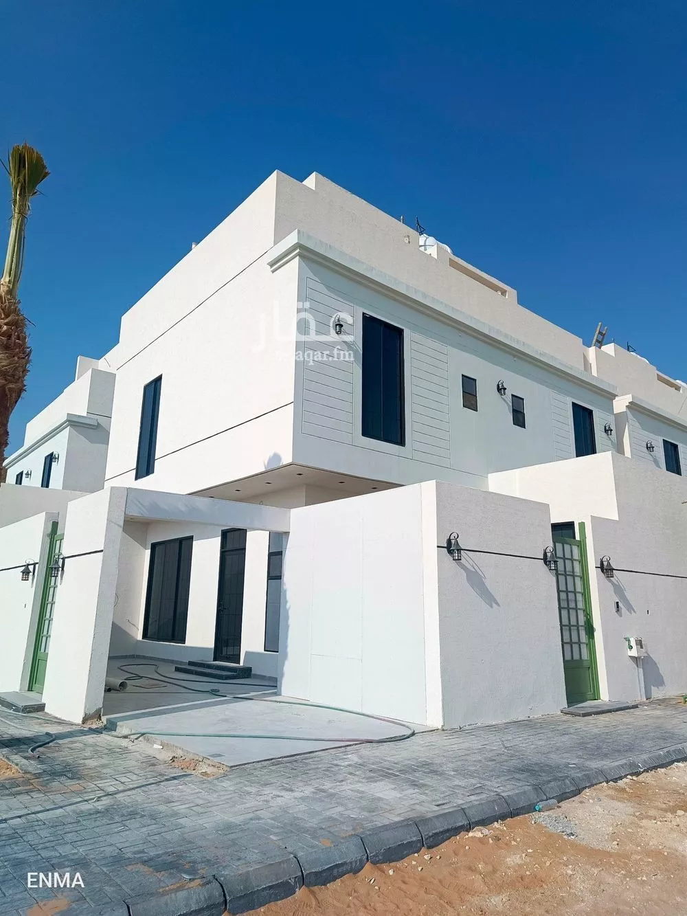 فيلا للبيع في شارع أسد السنة, حي الفاروق, مدينة الرياض, منطقة الرياض 1 صورة