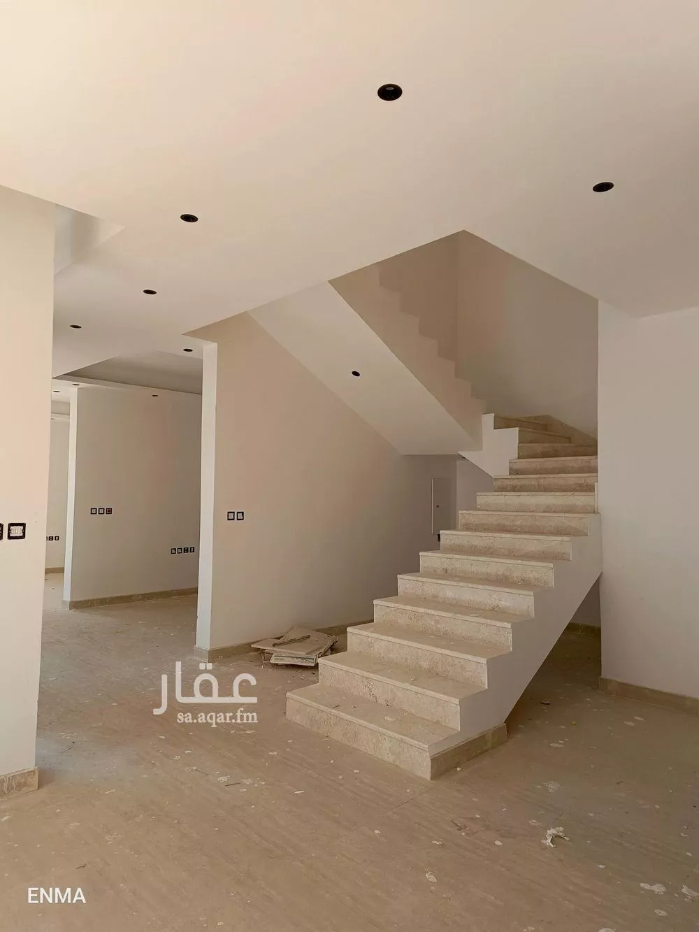 فيلا للبيع في شارع عاصم بن هرم, حي الملك فيصل, مدينة الرياض, منطقة الرياض 1 صورة