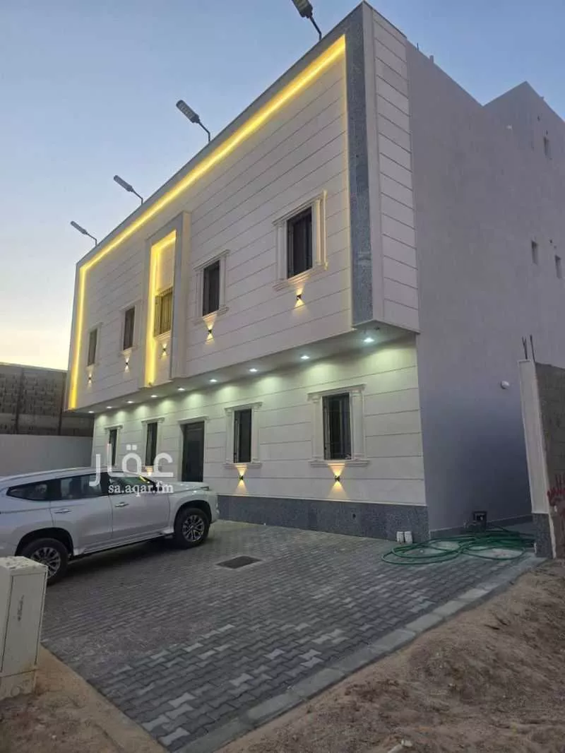 عمارة للبيع في شارع اليرموك 109, حي اليرموك, مدينة حفر الباطن, المنطقة الشرقية 1 صورة