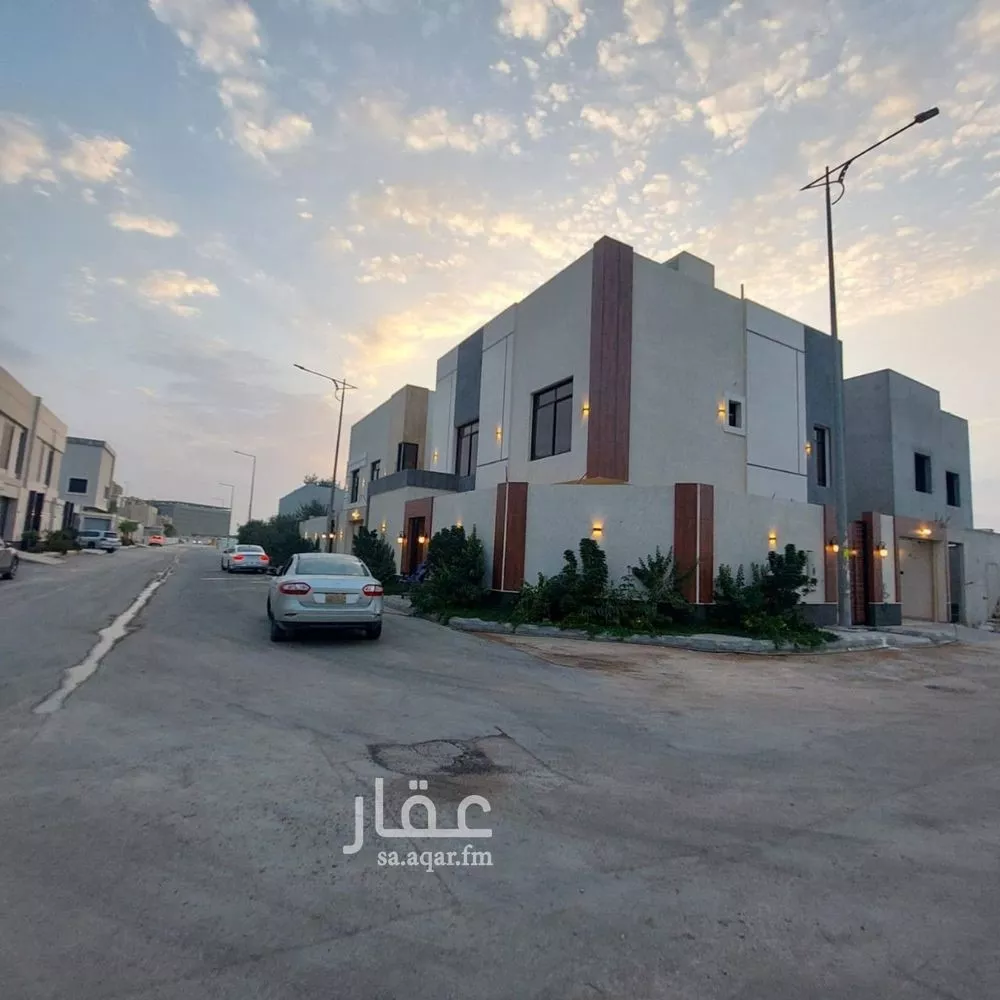 فيلا للبيع في شارع أحمد بن محمد القطان, حي العارض, مدينة الرياض, منطقة الرياض 1 صورة