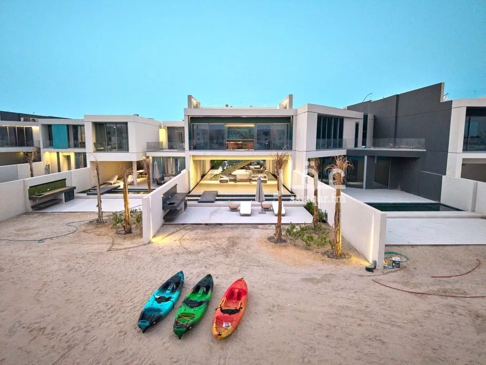 استراحة للبيع في شارع الدمام 1054, حي شاطئ نصف القمر, مدينة الدمام, المنطقة الشرقية 1 صورة